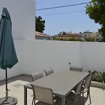 Casas Da Nespereira, V1 A 350 Mtrs. * 빌라노바데카셀라
